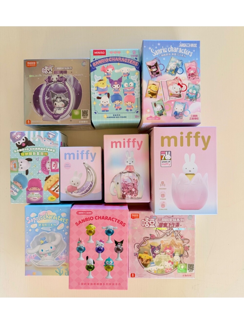 Lot Of 10 New Sanrio Blind Boxes / Figures Miffy Pochoco My Melody Kuromi Pompom